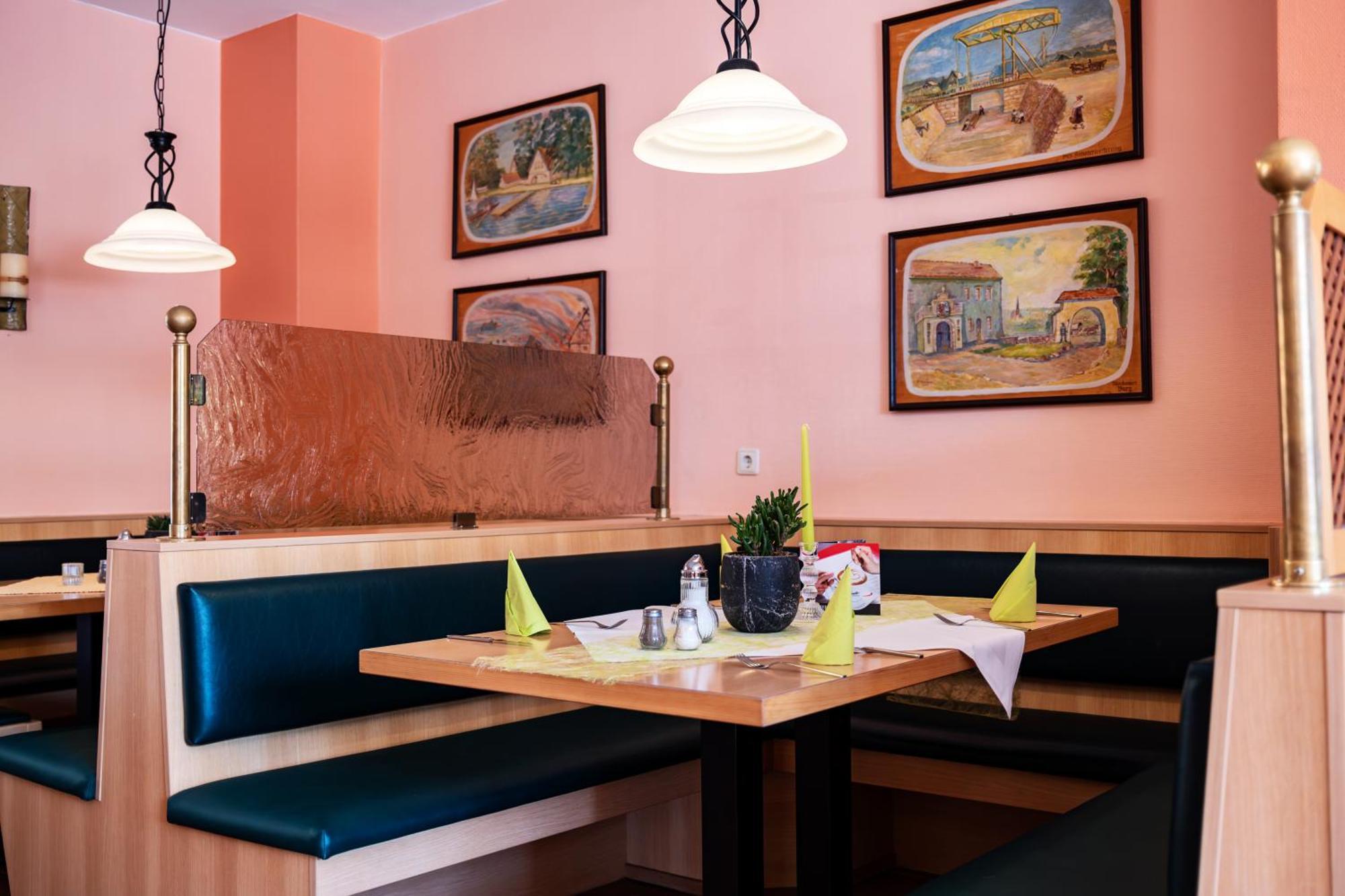 Restaurant & Hotel Storchenklause Шторков Екстер'єр фото