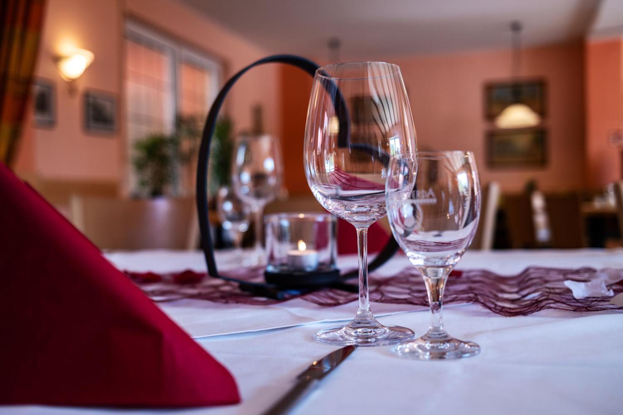 Restaurant & Hotel Storchenklause Шторков Екстер'єр фото