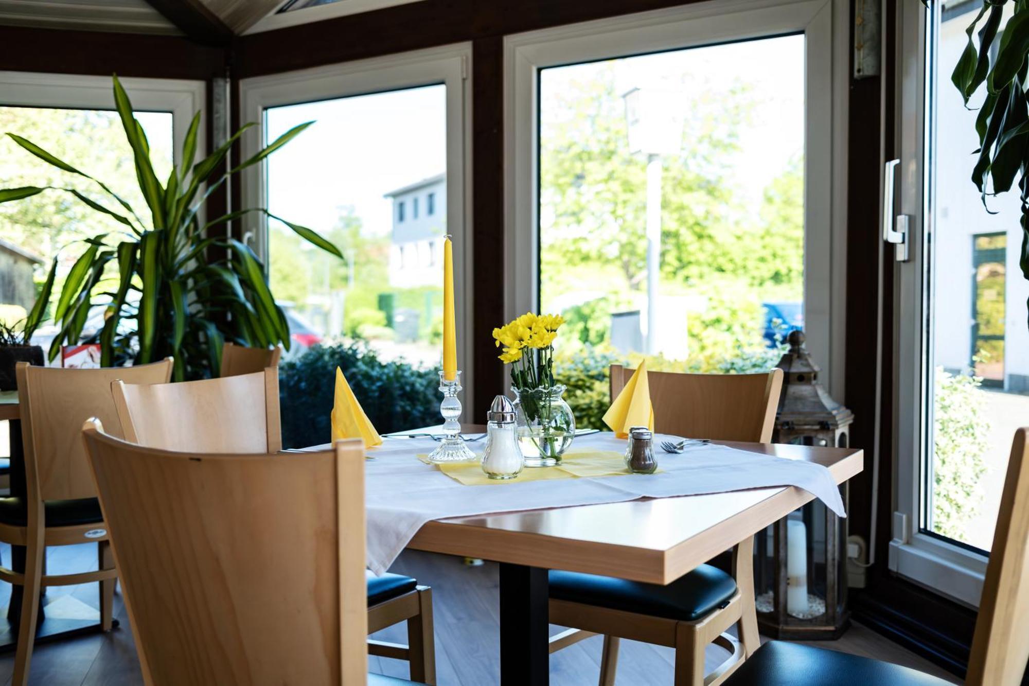 Restaurant & Hotel Storchenklause Шторков Екстер'єр фото