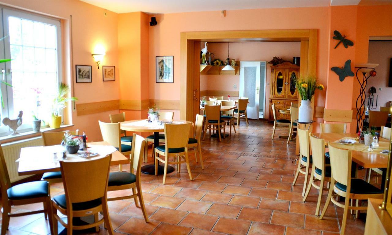 Restaurant & Hotel Storchenklause Шторков Екстер'єр фото
